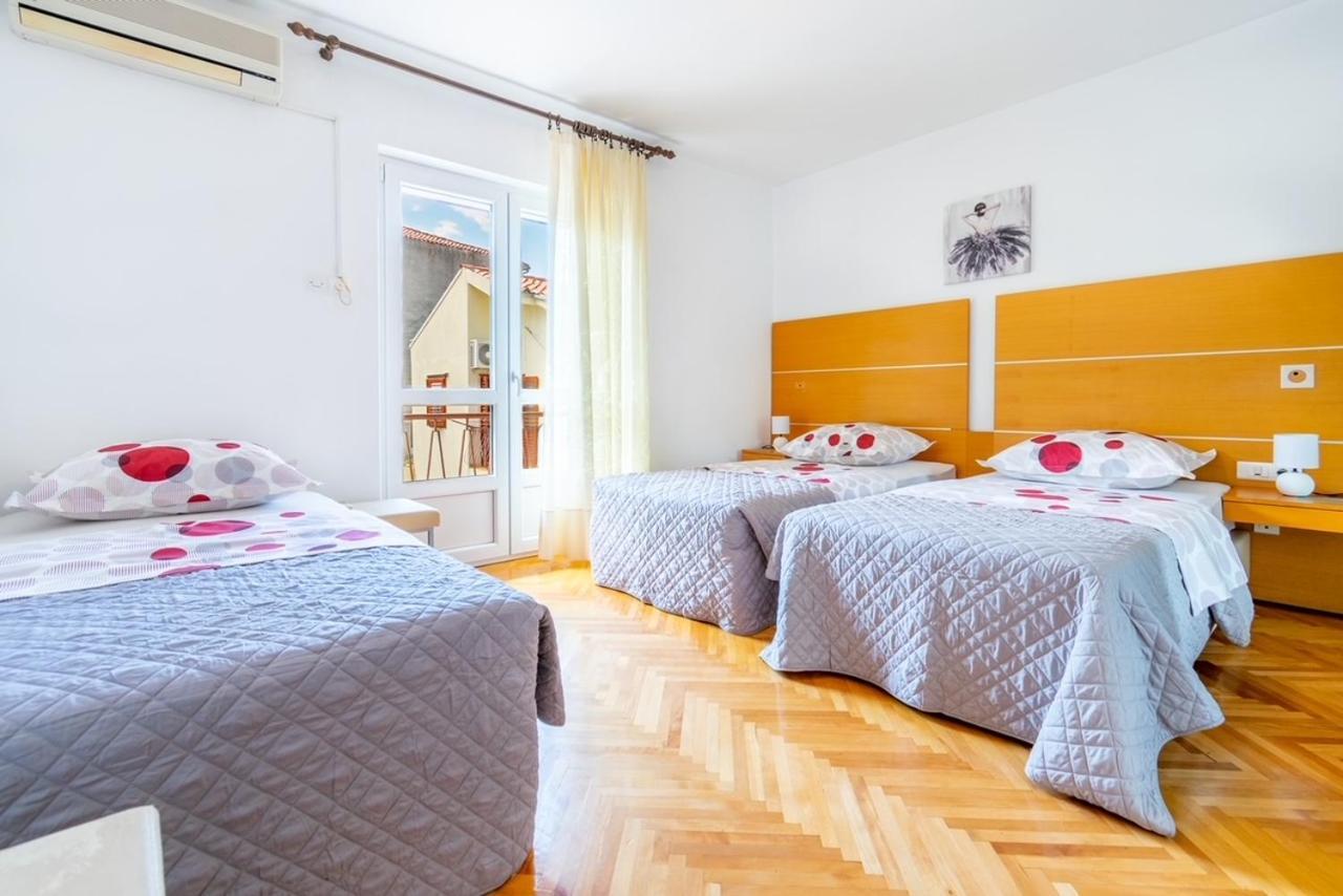 City Apartment 4 & 6 Makarska Exterior photo